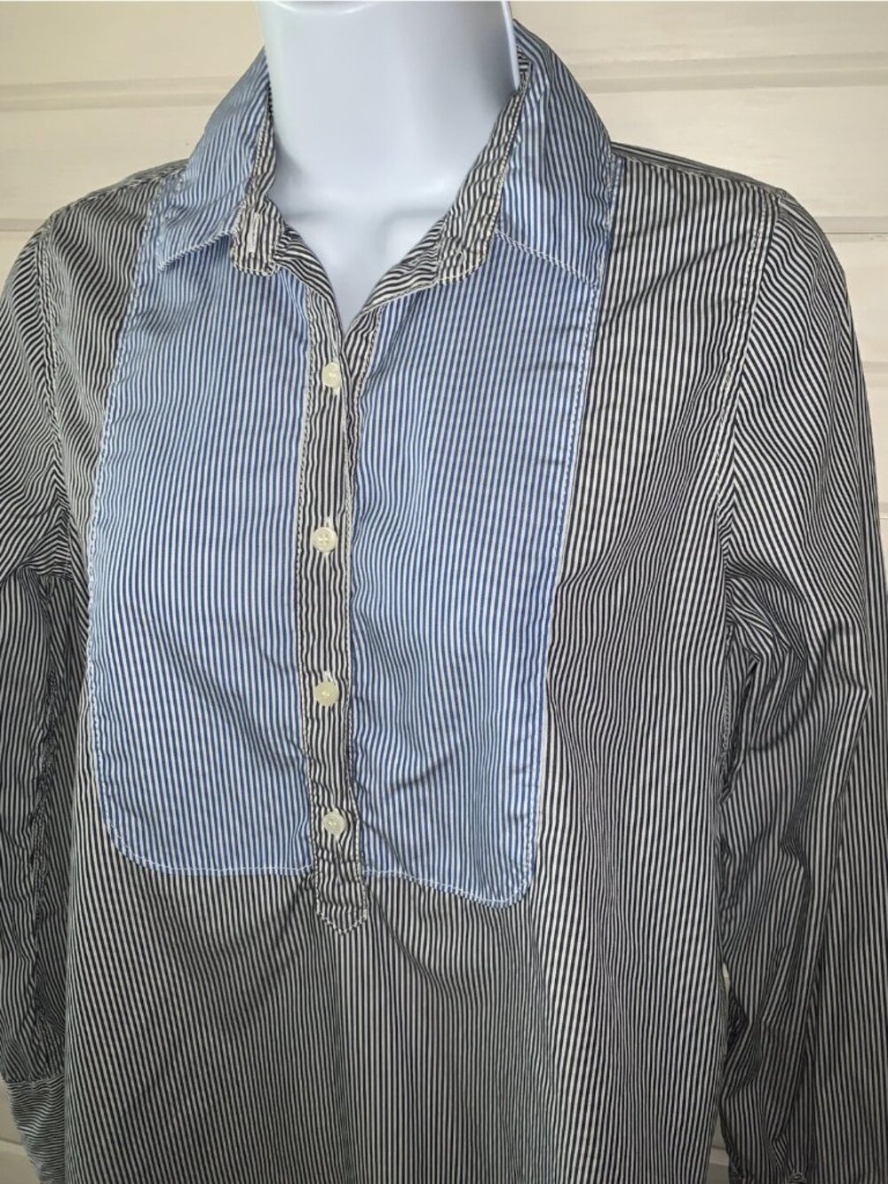 J. Crew Size 2 Striped Bib Popover Shirt L/S 100% Cotton Blue Gray White EUC